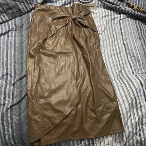Zara Chic Tan Pencil Skirt
